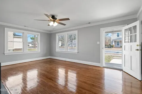 503 N Pine Street Warsaw NC 28398