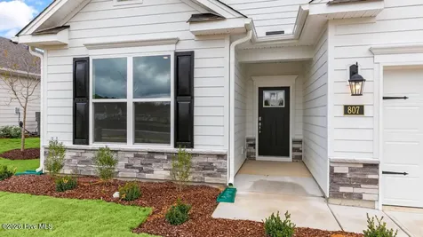 804 Fernwind Circle Aberdeen NC 28315