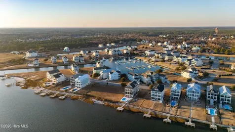 205 Back Street Newport NC 28570