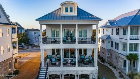 205 Back Street Newport NC 28570