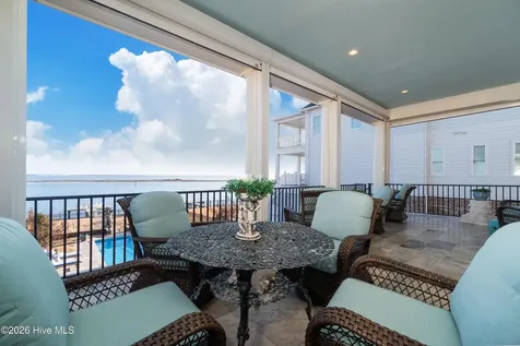205 Back Street Newport NC 28570