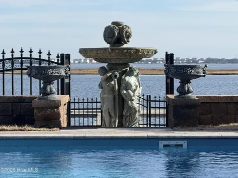 205 Back Street Newport NC 28570