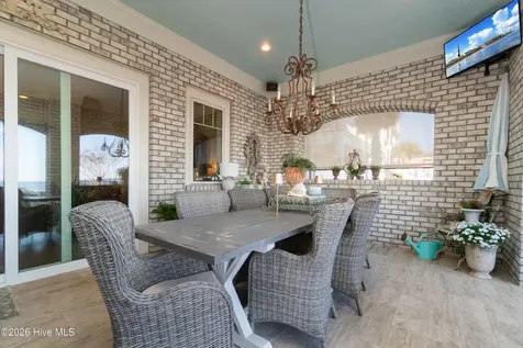 205 Back Street Newport NC 28570
