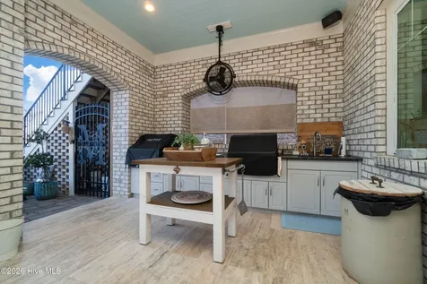 205 Back Street Newport NC 28570