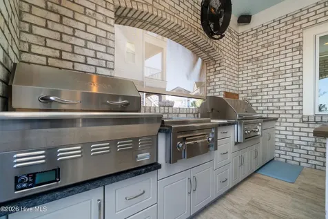 205 Back Street Newport NC 28570