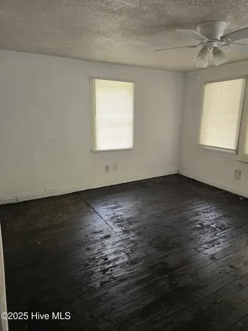 607 Washington Street Laurinburg NC 28352