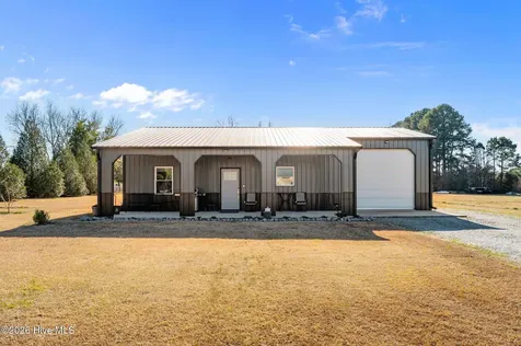 4176 Jolly Road Ayden NC 28513