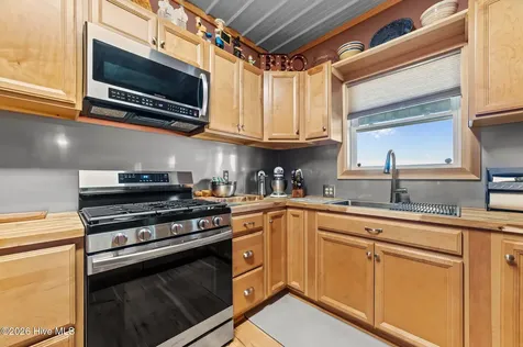 4176 Jolly Road Ayden NC 28513