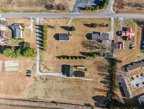 4176 Jolly Road Ayden NC 28513