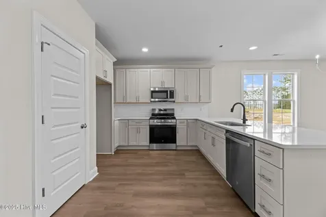 1015 Brighton Drive New Bern NC 28562
