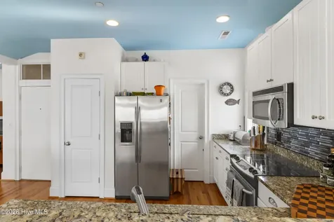 402 Carolina Beach Avenue S Carolina Beach NC 28428
