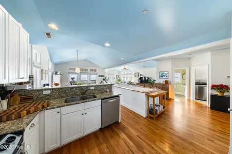 402 Carolina Beach Avenue S Carolina Beach NC 28428