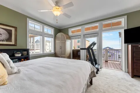 402 Carolina Beach Avenue S Carolina Beach NC 28428