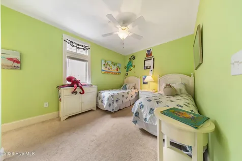 402 Carolina Beach Avenue S Carolina Beach NC 28428