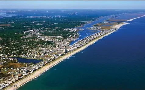 402 Carolina Beach Avenue S Carolina Beach NC 28428