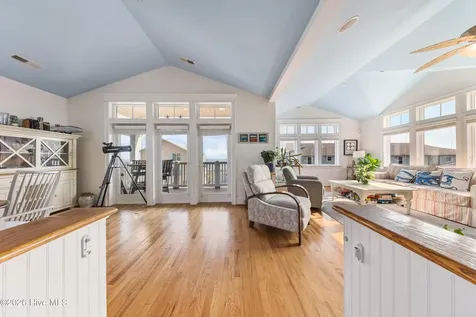 402 Carolina Beach Avenue S Carolina Beach NC 28428