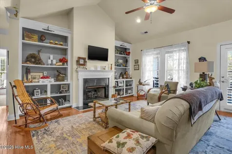 3927 Pepperberry Lane SE Southport NC 28461