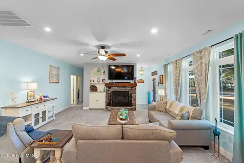 203 George Taylor Road Newport NC 28570