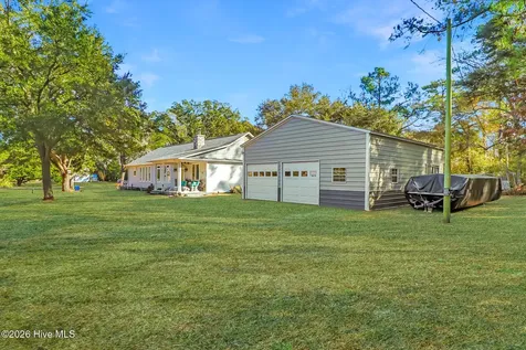 203 George Taylor Road Newport NC 28570
