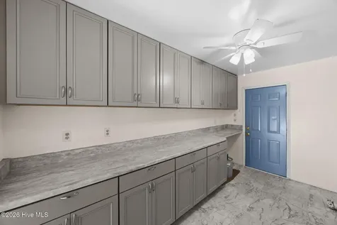 1603 Oakwood Avenue New Bern NC 28560