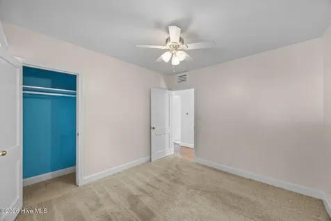 1603 Oakwood Avenue New Bern NC 28560