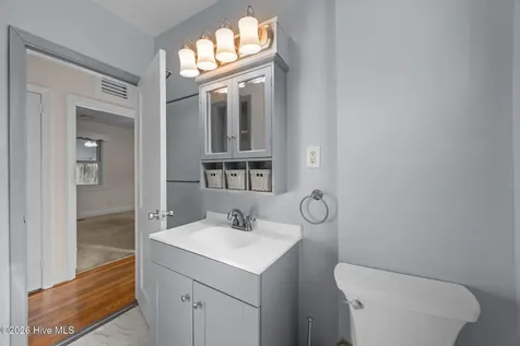 1603 Oakwood Avenue New Bern NC 28560
