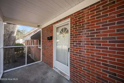 1603 Oakwood Avenue New Bern NC 28560
