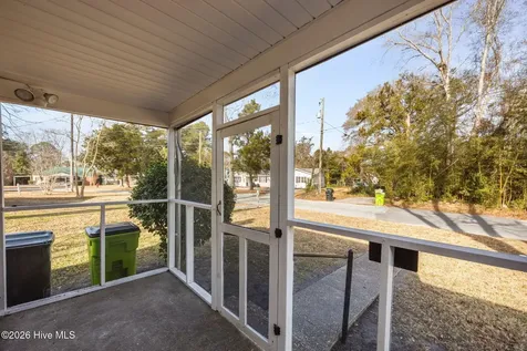 1603 Oakwood Avenue New Bern NC 28560