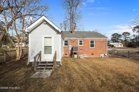 1603 Oakwood Avenue New Bern NC 28560