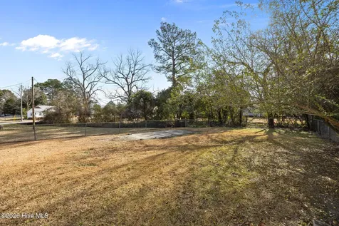 1603 Oakwood Avenue New Bern NC 28560