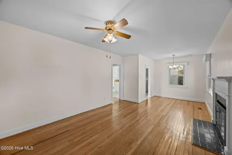 1603 Oakwood Avenue New Bern NC 28560