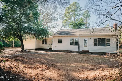 2377 Lyon Landing Road Elizabethtown NC 28337