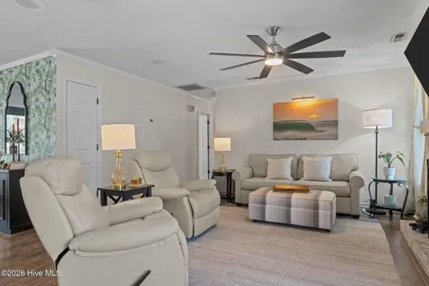 213 Pensacola Avenue Morehead City NC 28557