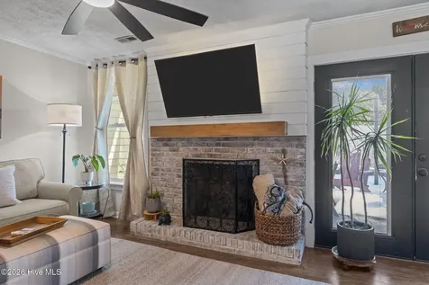 213 Pensacola Avenue Morehead City NC 28557