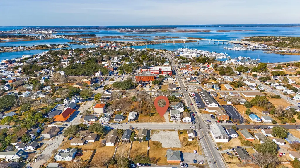 311 Pollock Street Beaufort NC 28516