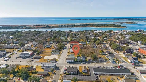 311 Pollock Street Beaufort NC 28516