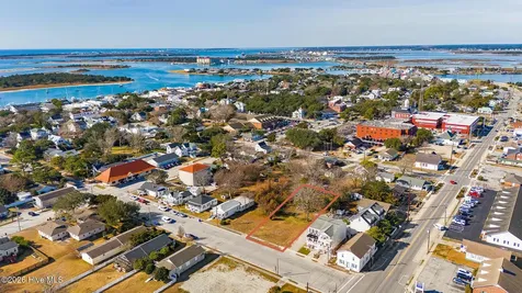 311 Pollock Street Beaufort NC 28516