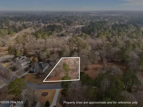 121 Maple Creek Drive Wallace NC 28466