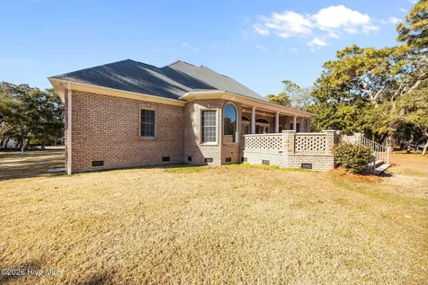 699 Country Club Drive Oak Island NC 28465