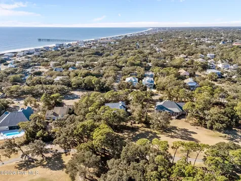 699 Country Club Drive Oak Island NC 28465