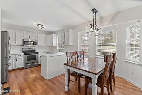 913 E Sanders Street Four Oaks NC 27524