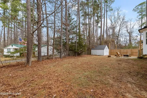 913 E Sanders Street Four Oaks NC 27524