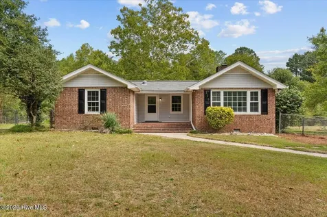 119 Bluebird Lane West End NC 27376
