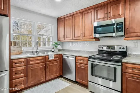119 Bluebird Lane West End NC 27376