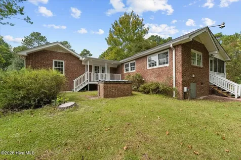 119 Bluebird Lane West End NC 27376