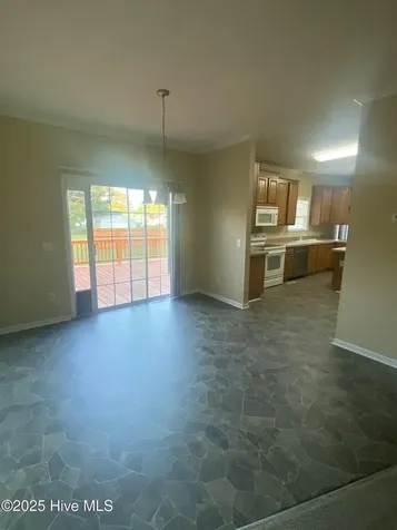 152 Meadowlark Lane Newport NC 28570