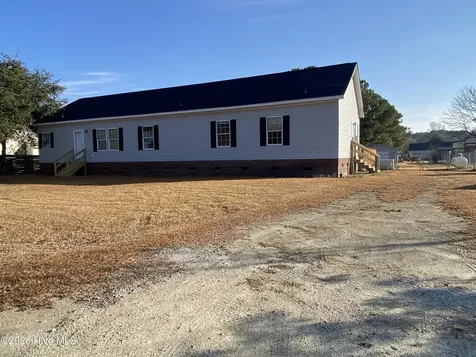 152 Meadowlark Lane Newport NC 28570