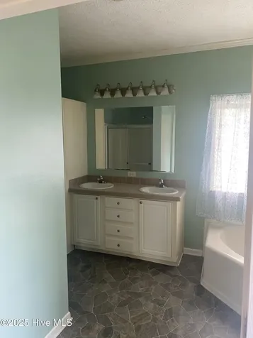 152 Meadowlark Lane Newport NC 28570