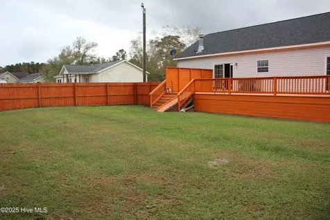 152 Meadowlark Lane Newport NC 28570