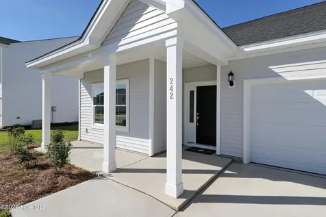 242 Mayflower Drive NW Calabash NC 28467